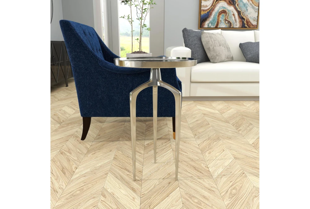 25" Silver Modern Tripod Round Accent Table 15 25" Silver Modern Tripod Round Accent Table - Image 13
