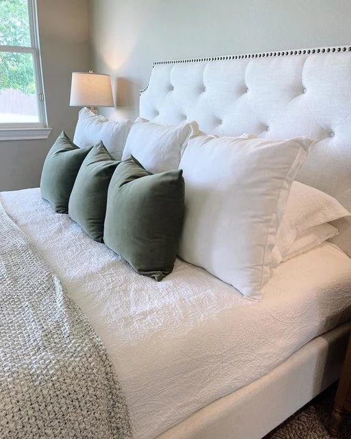 Sophia II Queen Upholstered Panel Bed With Storage 14 Sophia II Queen Upholstered Panel Bed With Storage - Image 12